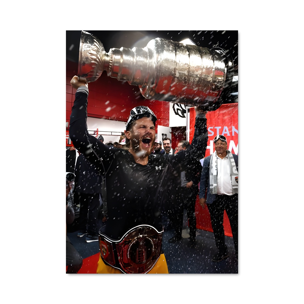 Poster Matthew tkachuk soulève